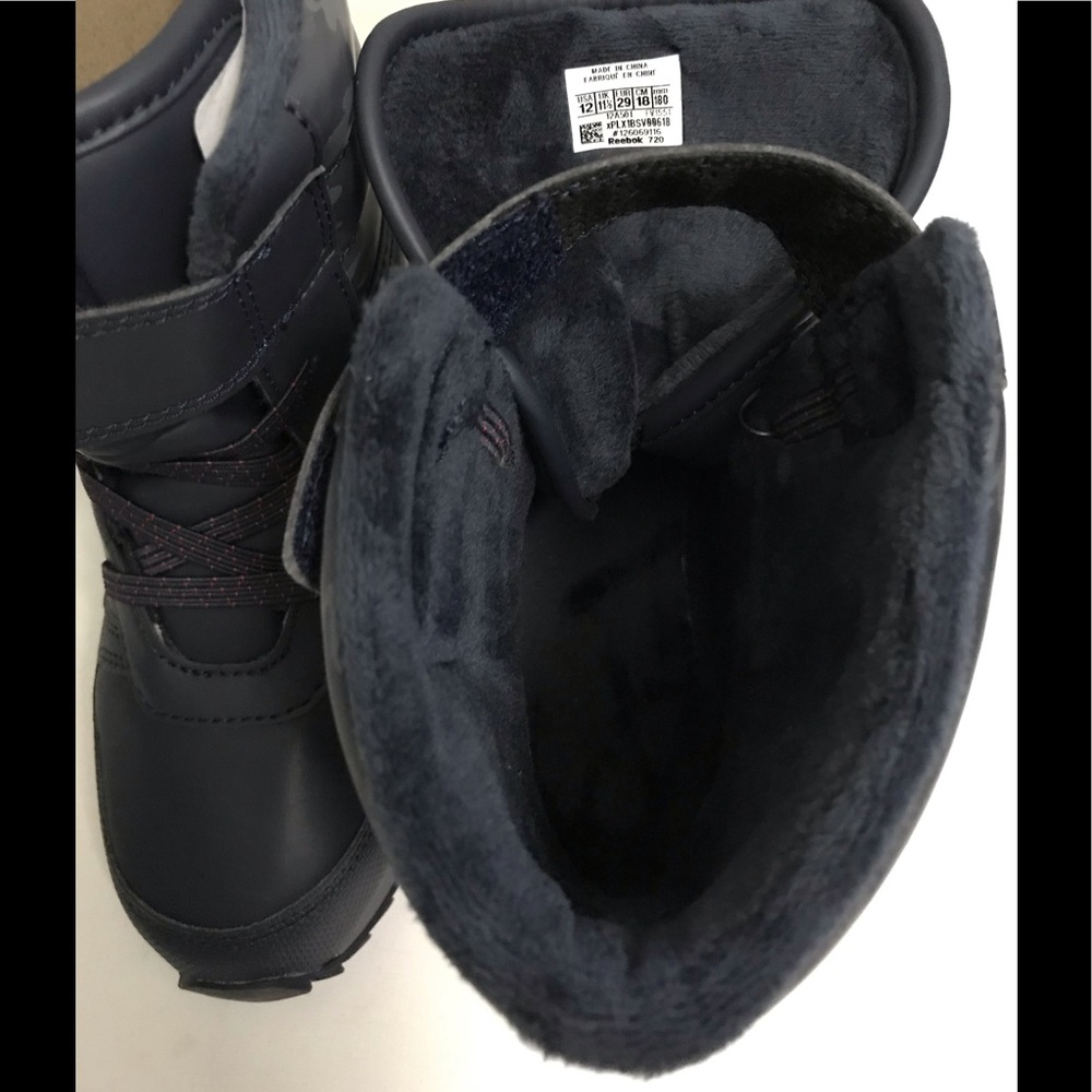 NWT Reebok Snow boots Royal CL Snow, FV1551 Unisex - Picture 9 of 15